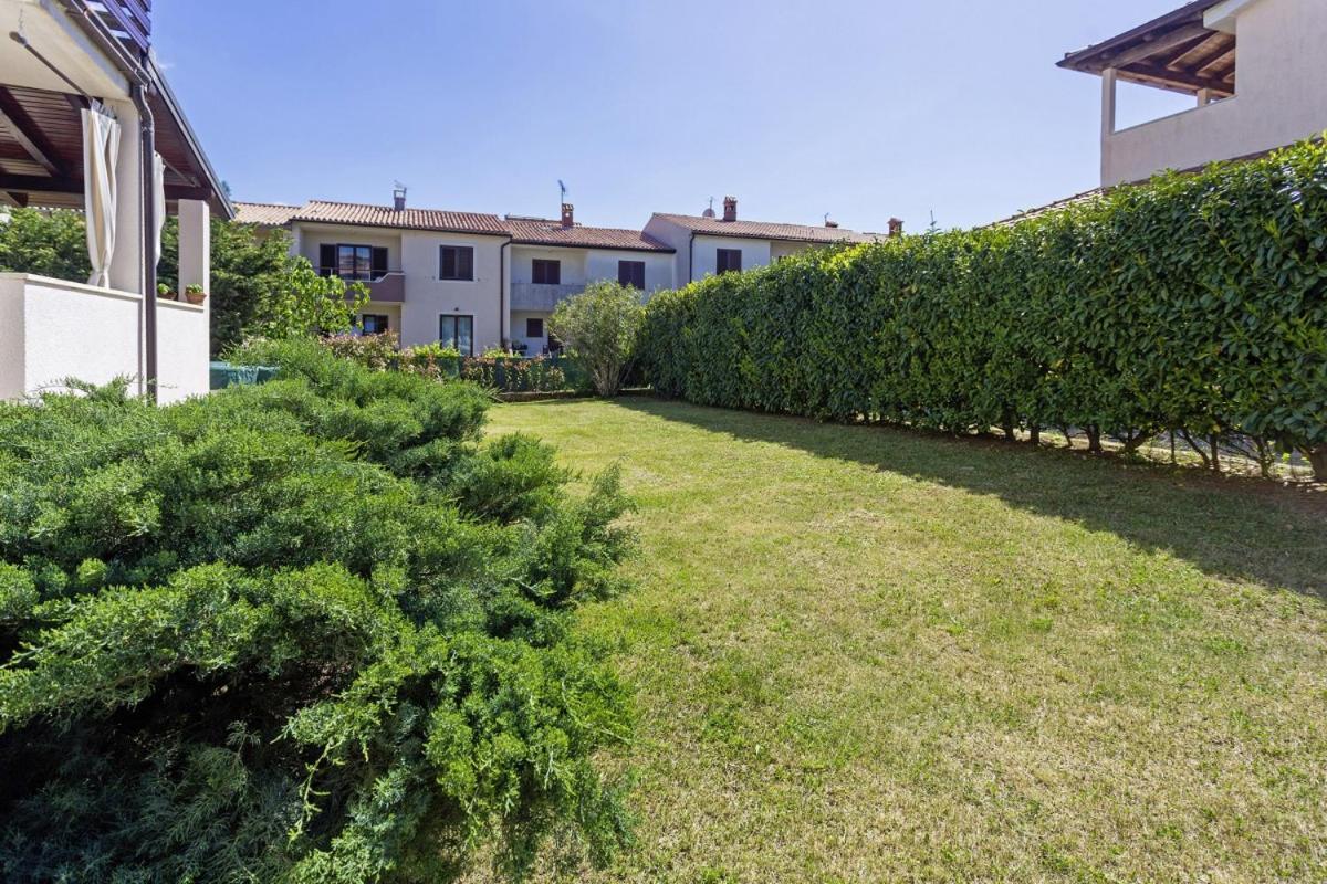 Villa Nada In Vinkuran Pola Esterno foto